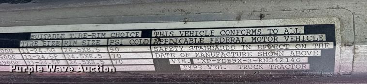 image for item EF2394 1994 Peterbilt 378 semi truck