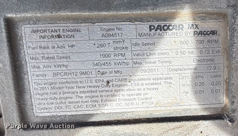 image for item EG2005 2012 Peterbilt 384 semi truck