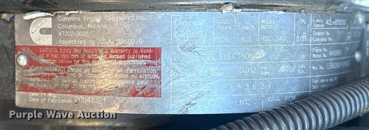 image for item EG2044 2005 Peterbilt 335 flatbed truck