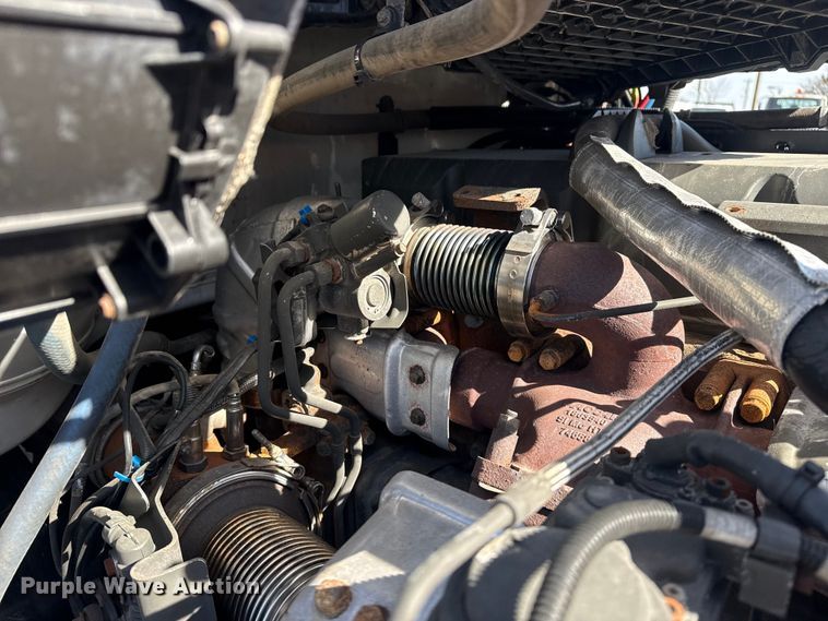 image for item EG2050 2014 Kenworth T680 semi truck