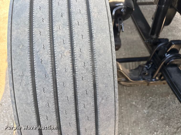 image for item EG2050 2014 Kenworth T680 semi truck