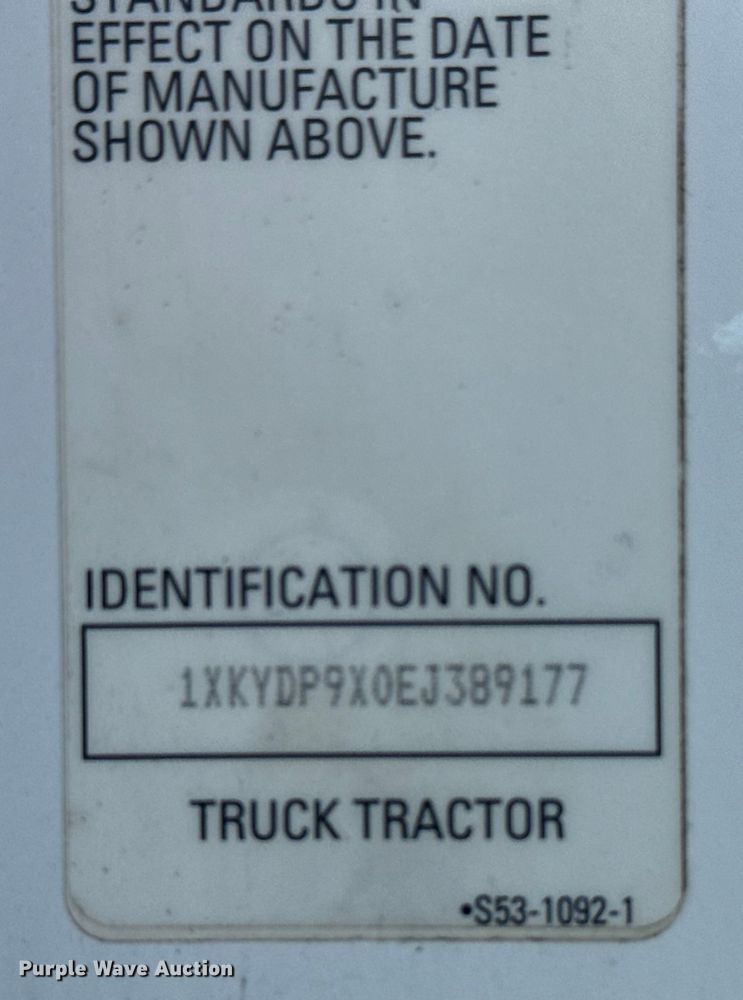 image for item EG2050 2014 Kenworth T680 semi truck