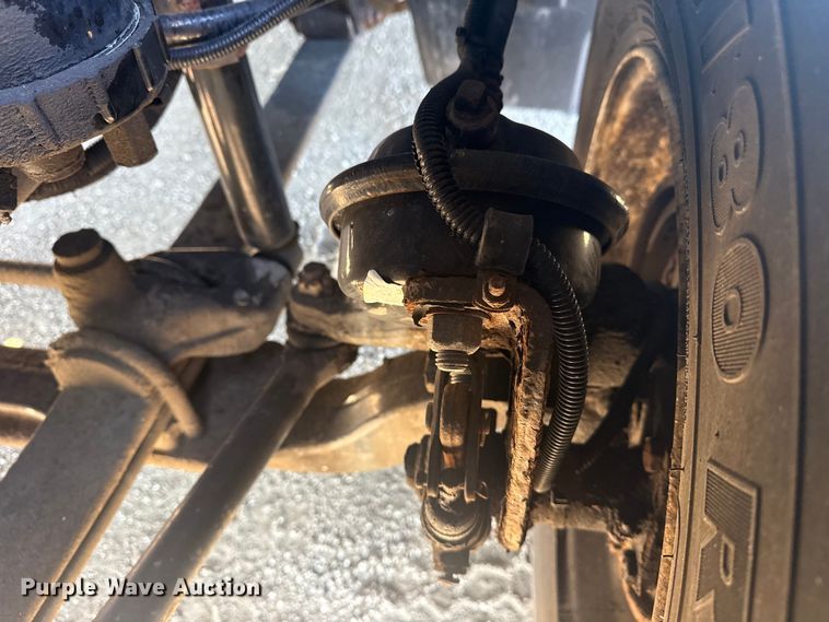 image for item EG2062 2002 Freightliner Century Class semi truck