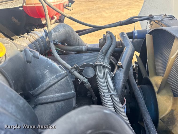 image for item EG2062 2002 Freightliner Century Class semi truck