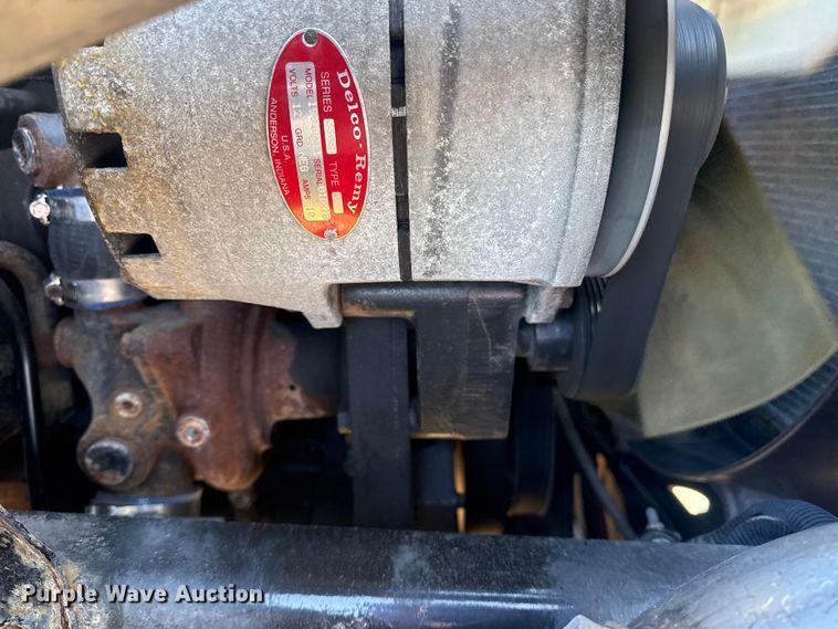 image for item EG2062 2002 Freightliner Century Class semi truck