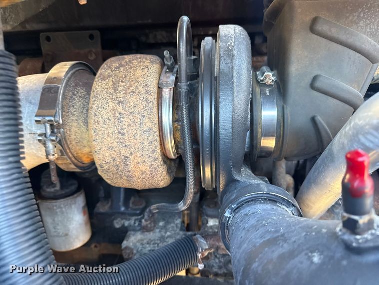 image for item EG2062 2002 Freightliner Century Class semi truck