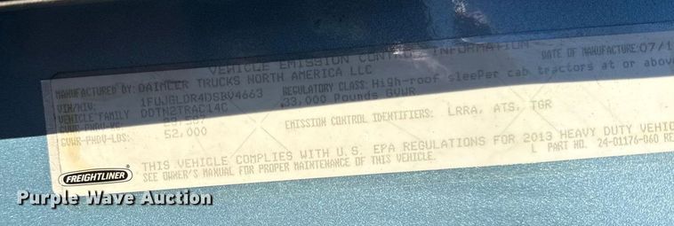 image for item EN0477 2013 Freightliner Cascadia semi truck