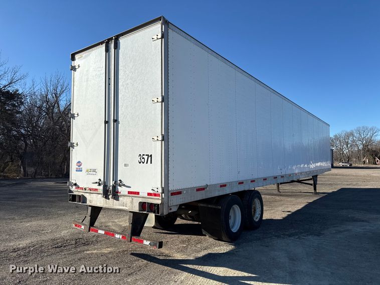 image for item EN0480 2013 Utility Trailer VS2DX dry van trailer