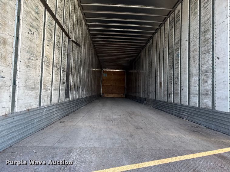 image for item EN0480 2013 Utility Trailer VS2DX dry van trailer