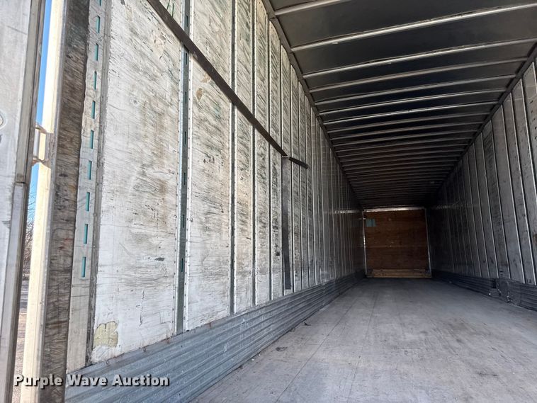 image for item EN0480 2013 Utility Trailer VS2DX dry van trailer