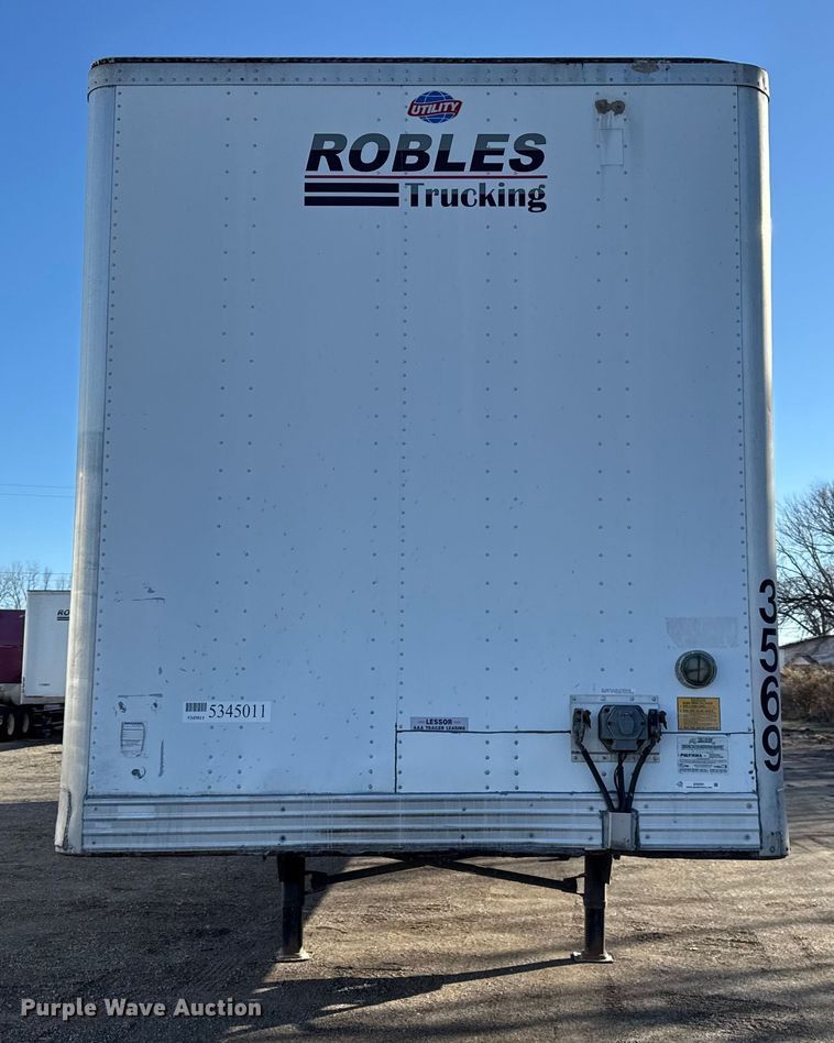 image for item EN0481 2013 Utility Trailer VS2DX dry van trailer