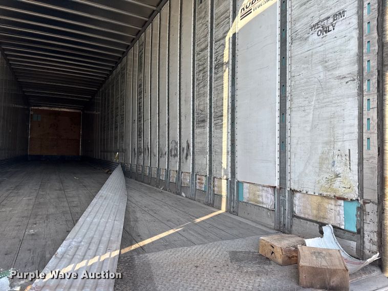 image for item EN0481 2013 Utility Trailer VS2DX dry van trailer