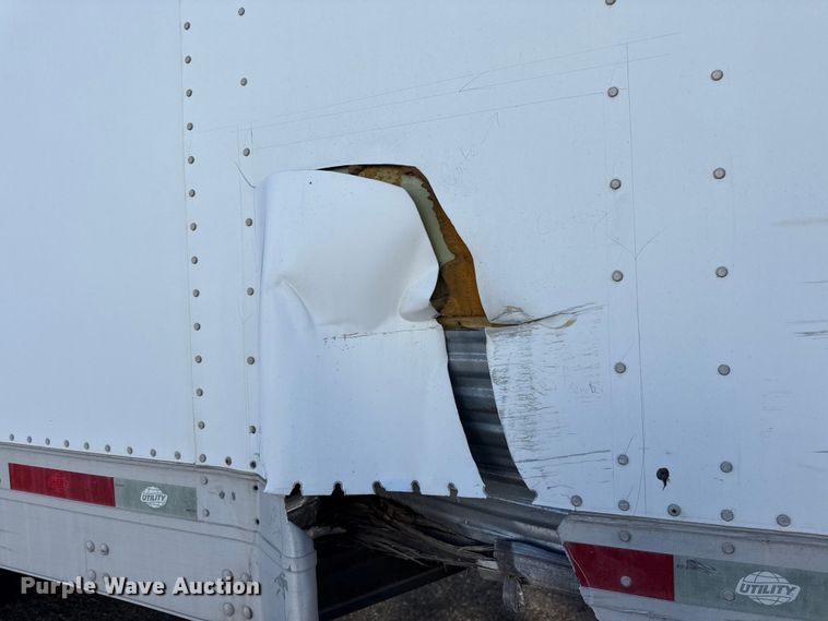 image for item EN0481 2013 Utility Trailer VS2DX dry van trailer