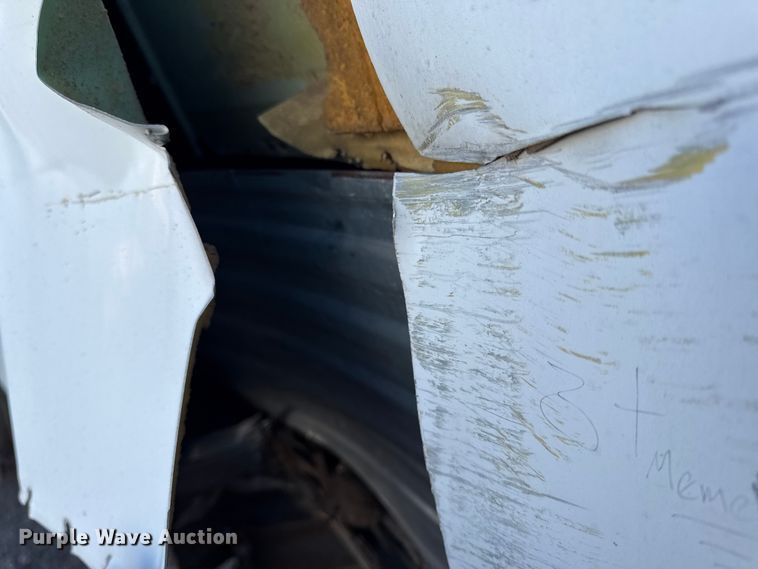 image for item EN0481 2013 Utility Trailer VS2DX dry van trailer