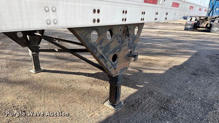 image for item EN0481 2013 Utility Trailer VS2DX dry van trailer