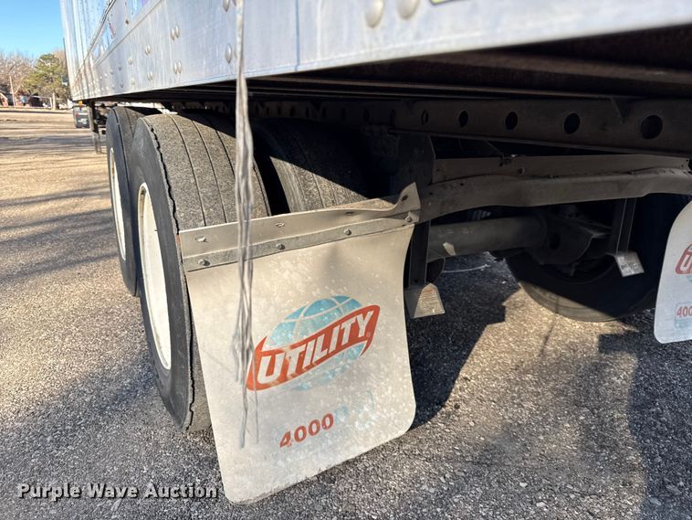 image for item EN0481 2013 Utility Trailer VS2DX dry van trailer