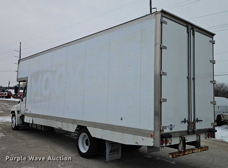 image for item EO4925 2011 Hino 268 box truck