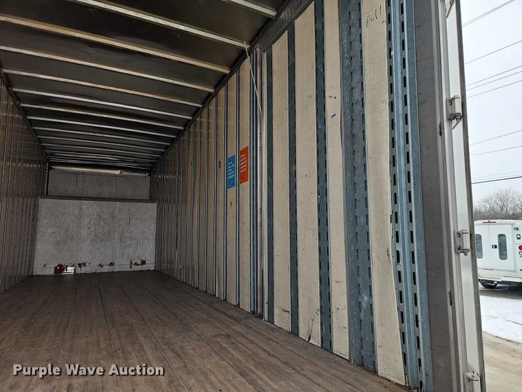 image for item EO4925 2011 Hino 268 box truck