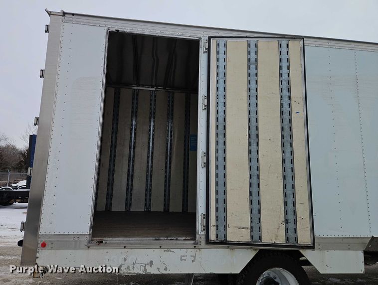 image for item EO4925 2011 Hino 268 box truck