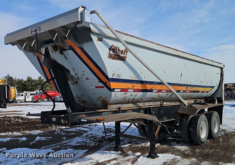 image for item EO4967 1970 Fruehauf  end dump trailer