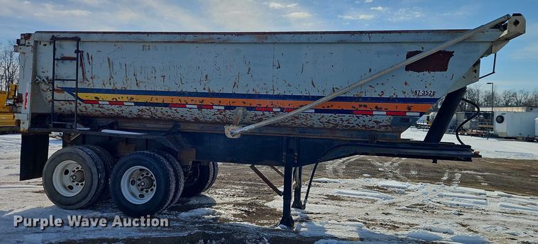 image for item EO4967 1970 Fruehauf  end dump trailer