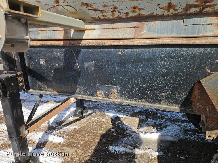 image for item EO4967 1970 Fruehauf  end dump trailer