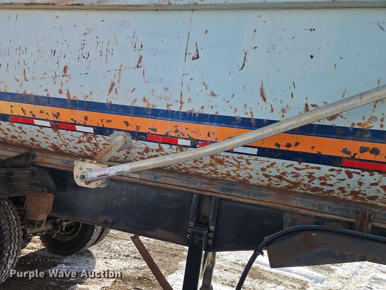 image for item EO4967 1970 Fruehauf  end dump trailer