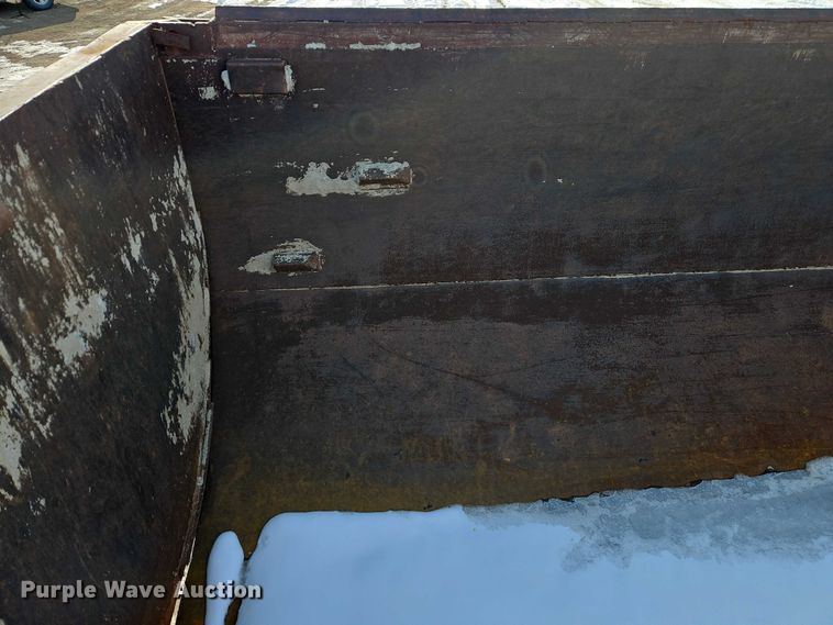 image for item EO4967 1970 Fruehauf  end dump trailer