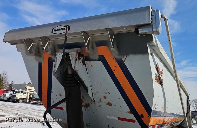 image for item EO4967 1970 Fruehauf  end dump trailer