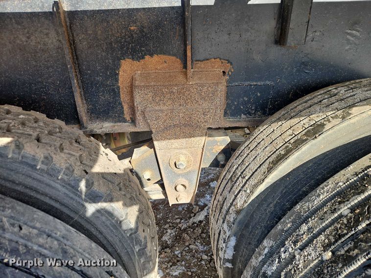 image for item EO4967 1970 Fruehauf  end dump trailer