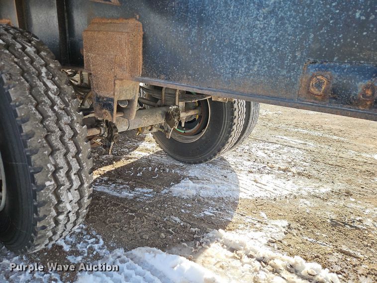 image for item EO4967 1970 Fruehauf  end dump trailer