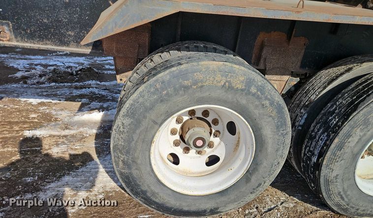 image for item EO4967 1970 Fruehauf  end dump trailer