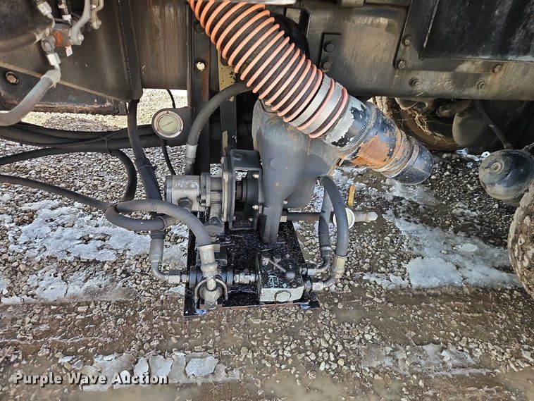 image for item EO4983 2000 Volvo WG sewer jetter truck