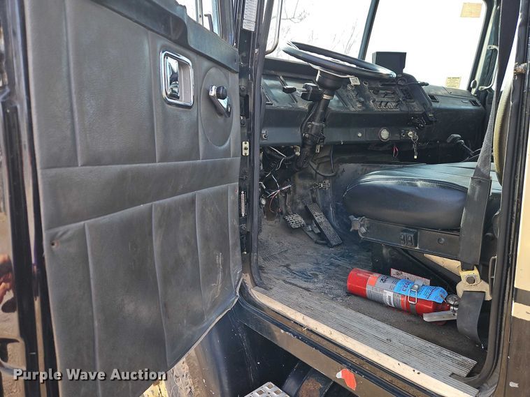 image for item EO4983 2000 Volvo WG sewer jetter truck