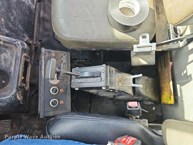 image for item EO4983 2000 Volvo WG sewer jetter truck