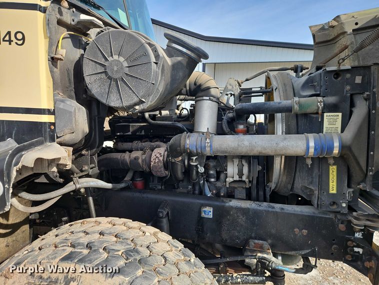 image for item EO4983 2000 Volvo WG sewer jetter truck