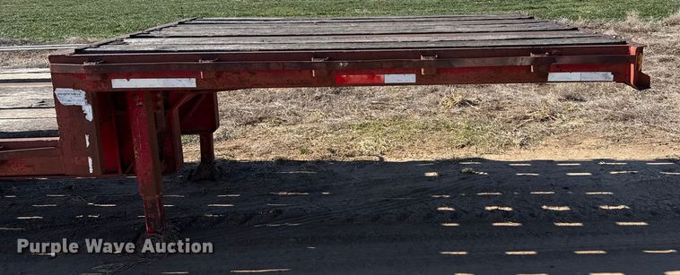 image for item EP2877 1982 Fruehauf PB-J2-DF19-42 drop deck equipment trailer