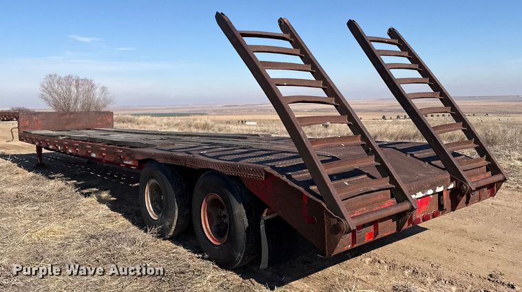 image for item EP2877 1982 Fruehauf PB-J2-DF19-42 drop deck equipment trailer