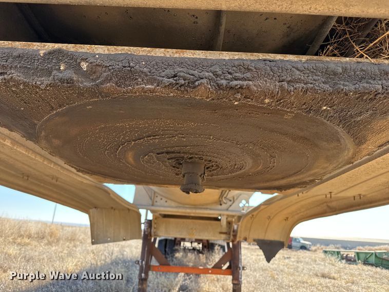 image for item EP2884 1977 FRUE tank trailer