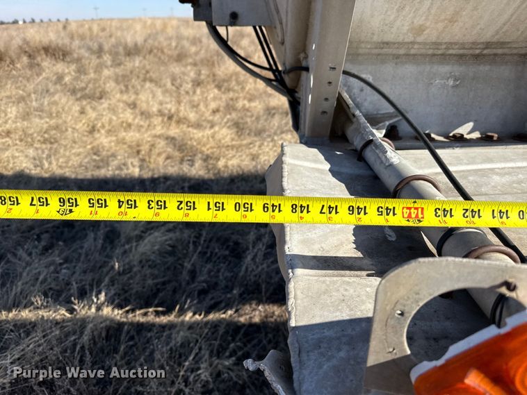 image for item EP2884 1977 FRUE tank trailer