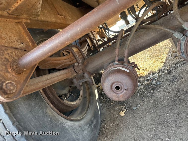 image for item EP2884 1977 FRUE tank trailer