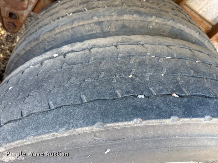 image for item EP2884 1977 FRUE tank trailer