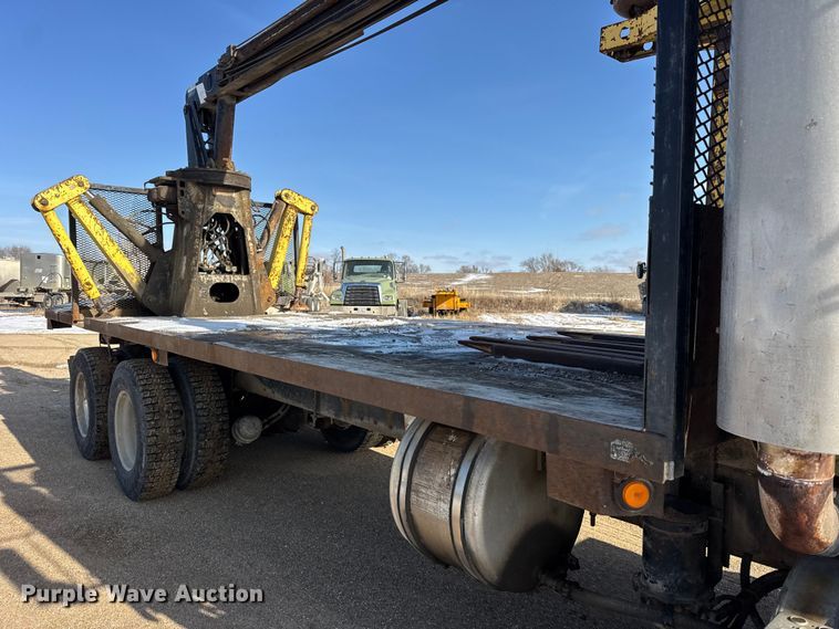 image for item ER0409 2001 Kenworth T880 flatbed truck