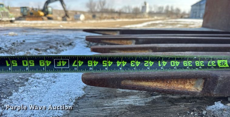 image for item ER0409 2001 Kenworth T880 flatbed truck