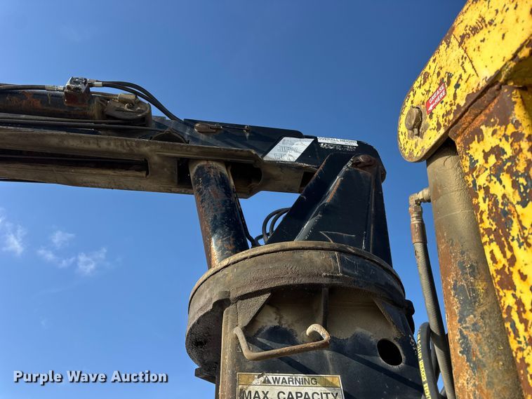 image for item ER0409 2001 Kenworth T880 flatbed truck