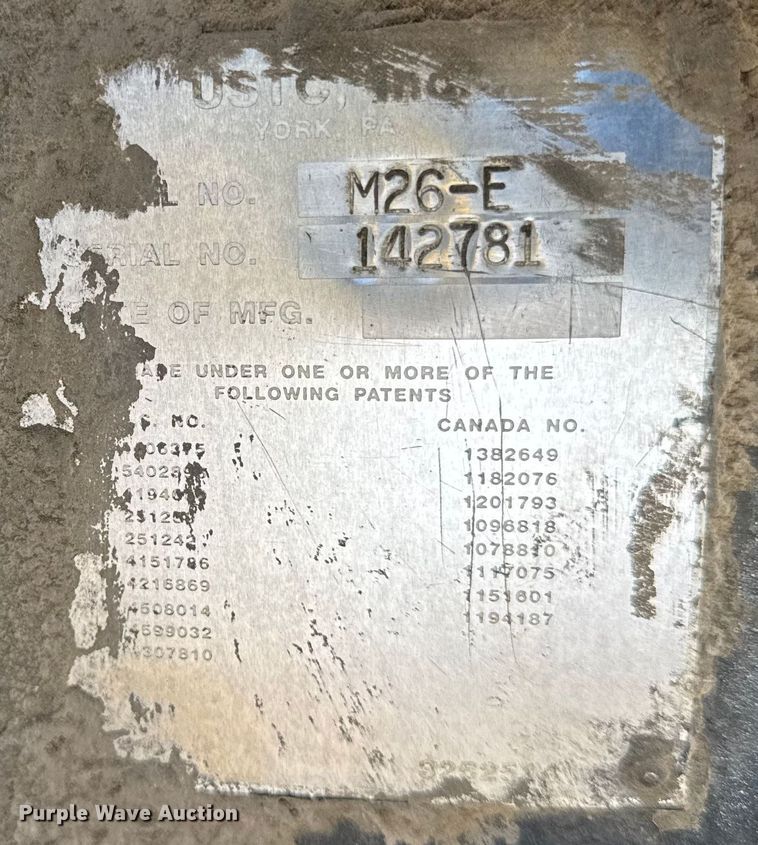 image for item ER0409 2001 Kenworth T880 flatbed truck