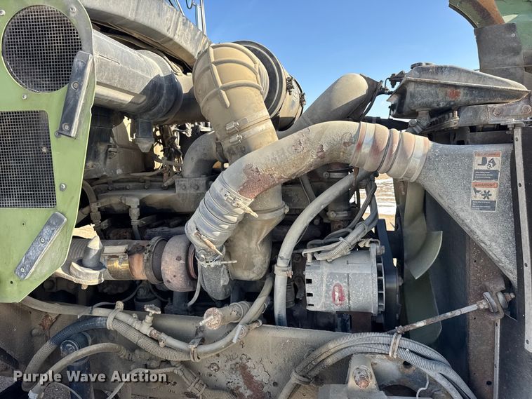 image for item ER0409 2001 Kenworth T880 flatbed truck