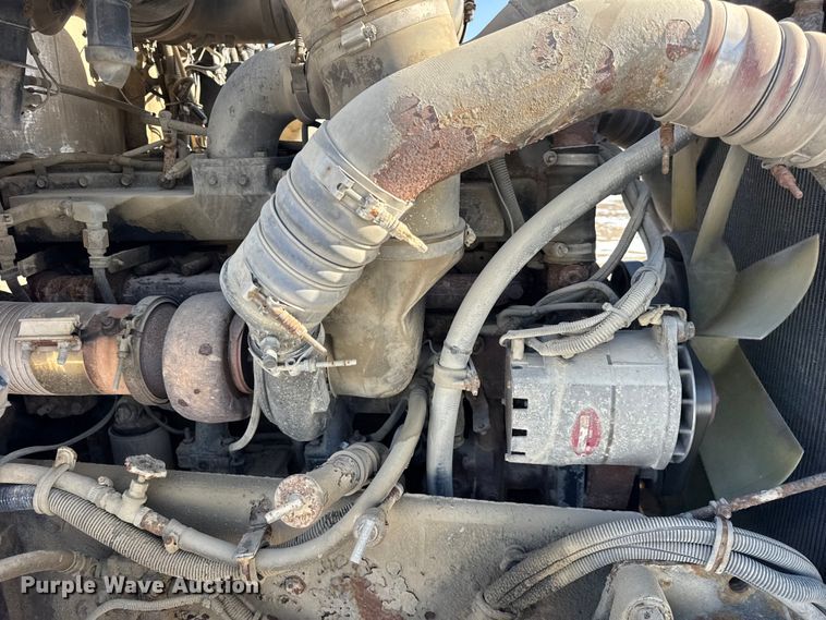 image for item ER0409 2001 Kenworth T880 flatbed truck