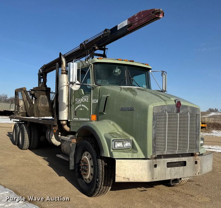 image for item ER0410 2001 Kenworth T880 flatbed truck