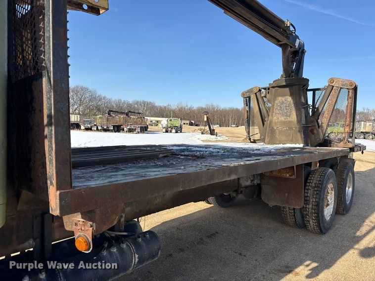 image for item ER0410 2001 Kenworth T880 flatbed truck